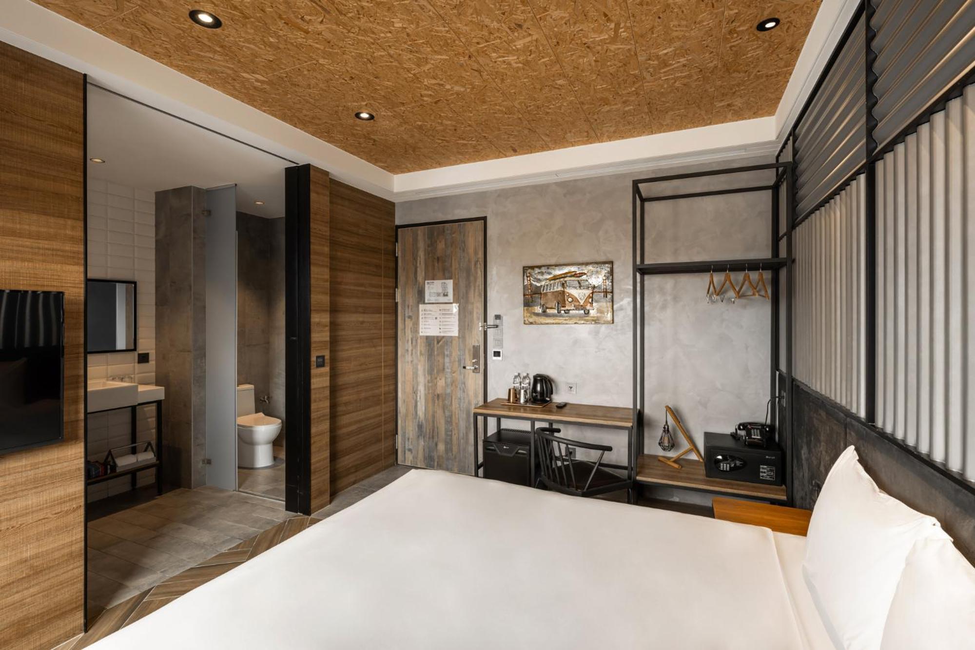 Hotel Leisure 台南行旅-巷弄潮旅 Exterior photo